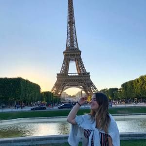 Meet your Posher, Chloé